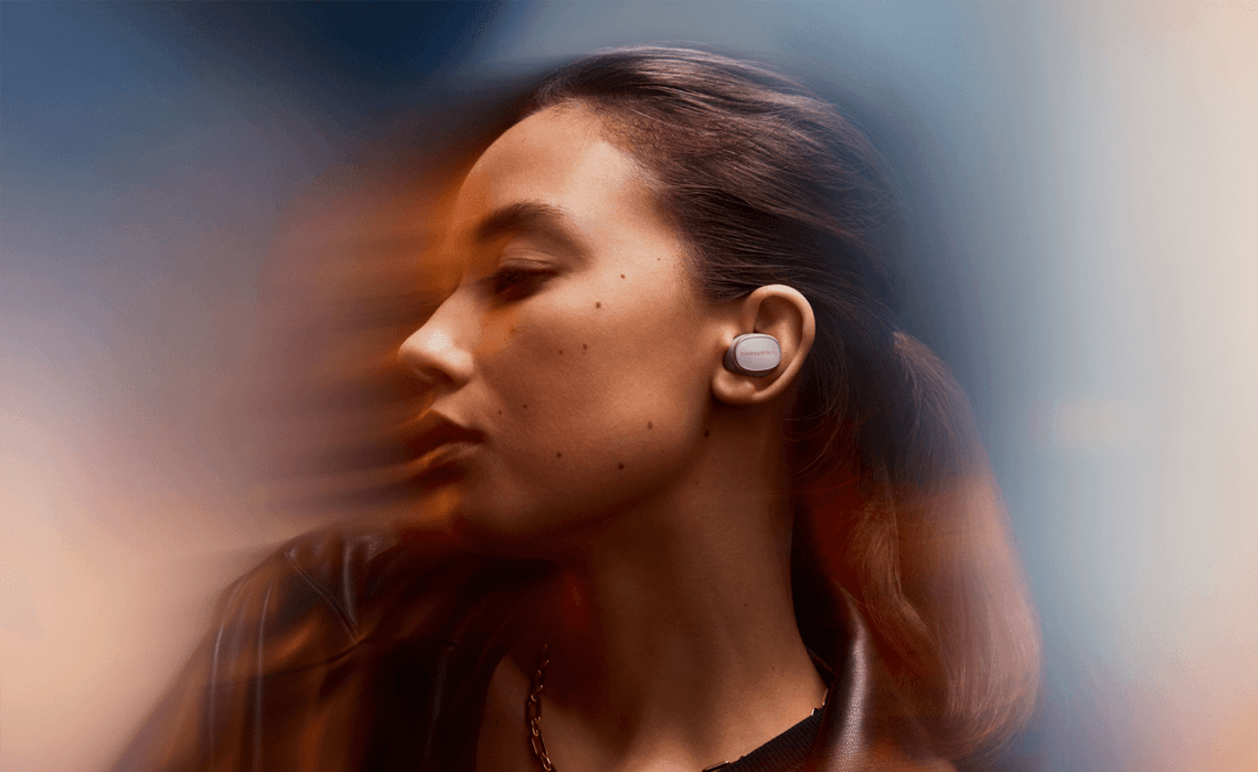 B&amp;W unveil two new In-Ear Headphones : PI6 &amp; PI8