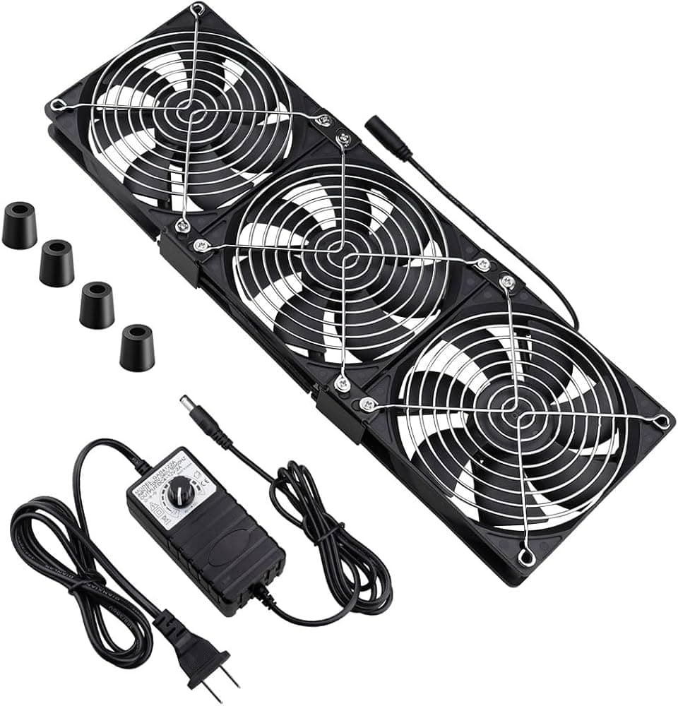 UniQue - 9U Cabinet Fan with Finger Guard and Plug