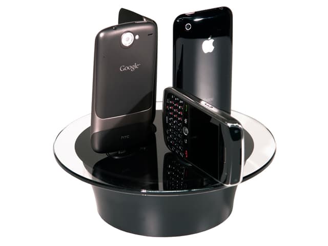 M Universal Charger Station - Charge your devices easily and with style