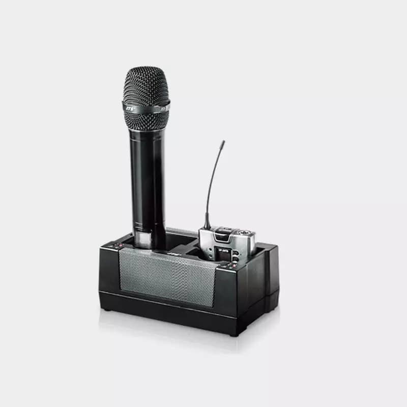 JTS - UF-CH-2 CHARGER FOR JSS-20/JSS-4B/UF-20TB/R-4TB WITH 4x BATTERIES