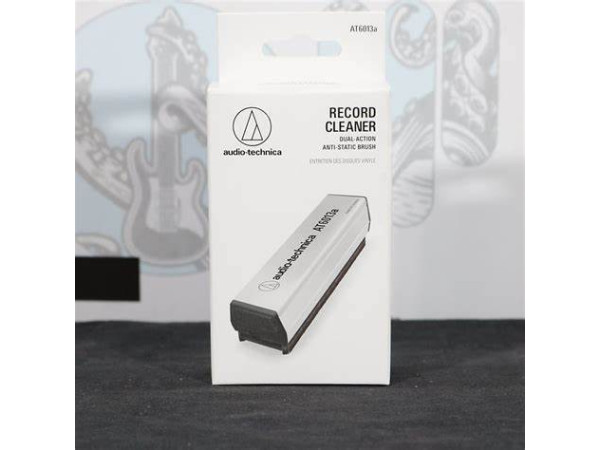 Audio-Technica AT6013A - Spazzola Per Pulizia Vinili In Fibra Di Carbonio, Antistatica, Doppia Azione