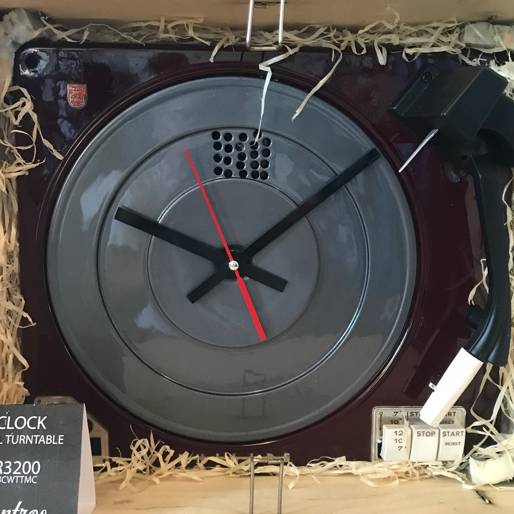 Vintros by PAZ Turntable Clock - Made from a genuine turntable - Maroon and Charcoal