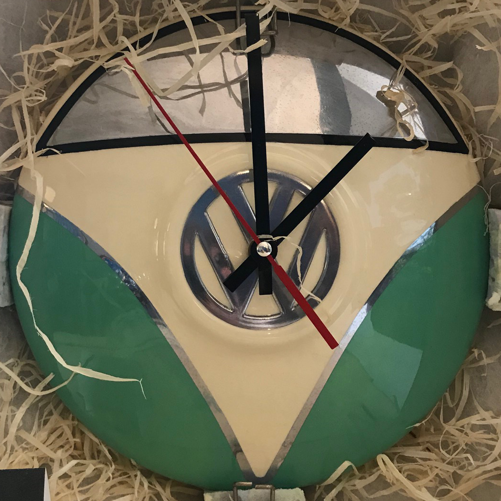 VW Auto Clock 1 - Made from a beetle hubcap