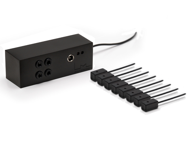 M Universal IR Extender 8 connectors  - Control equipment behind cabinet doors