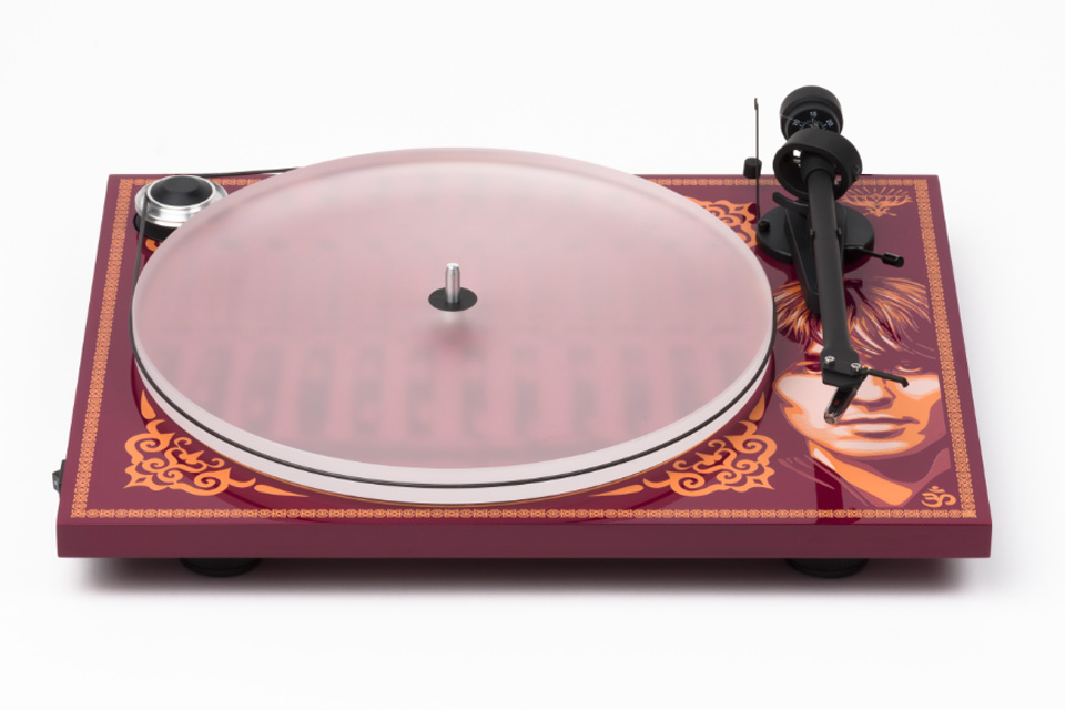 Pro-Ject Essential III - George Harrison Limited Edition Turn Table