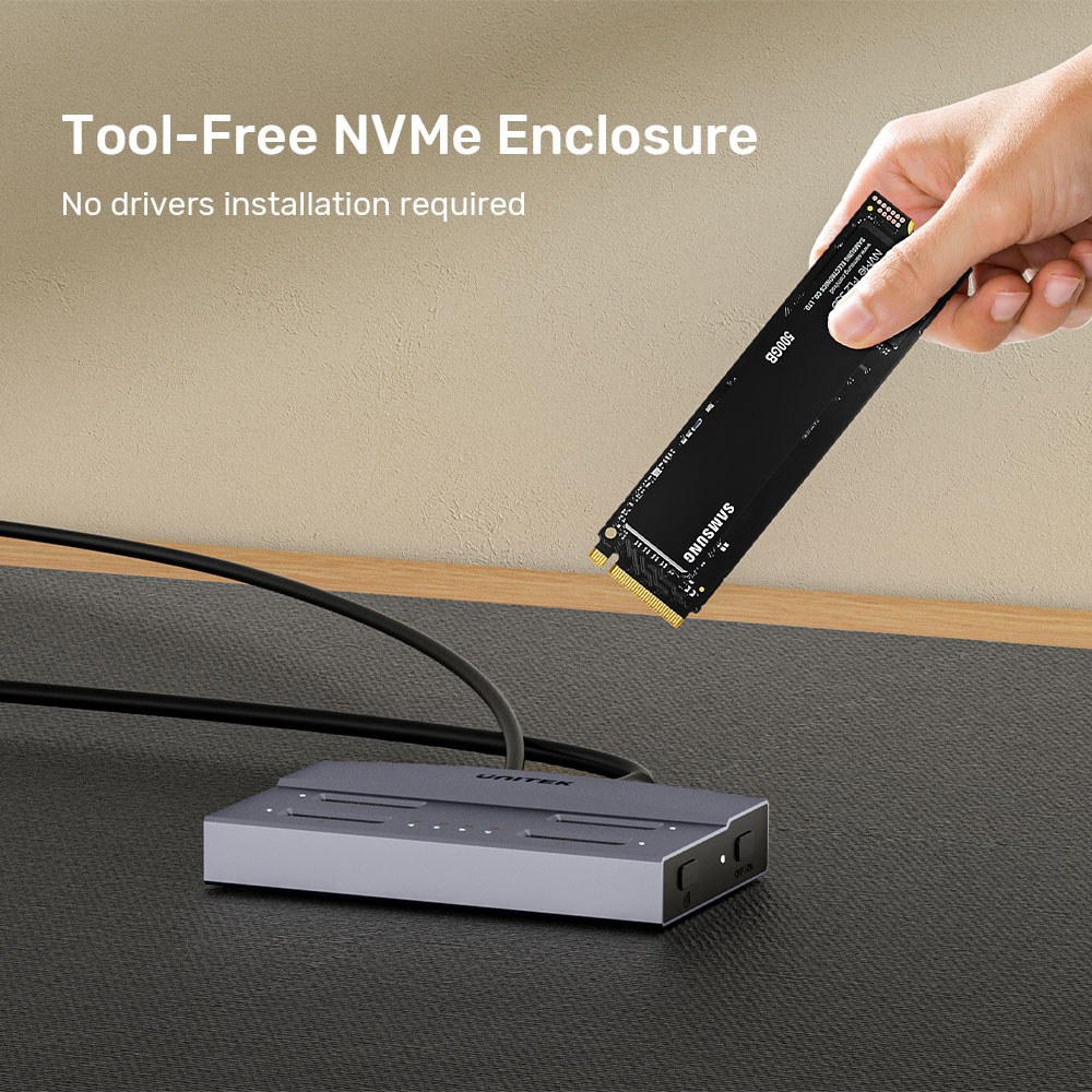 Unitek - S1243B Usb4.0 Type-C 4-Bay M.2 Ssd Docking Station With 1:3 Offline Cloning Function — view 5