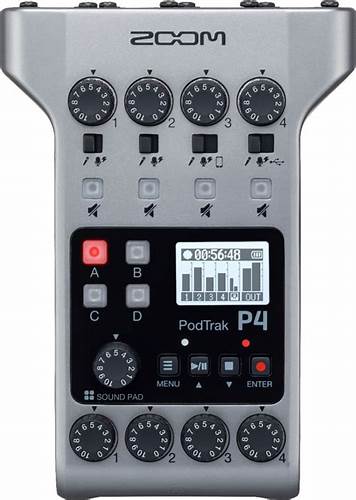 Zoom P4 - PodTrak Podcast Recorder