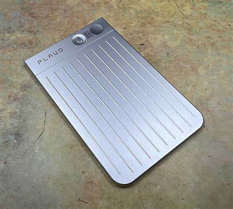 PLAUD NOTE  AI Voice Recorder — view 2