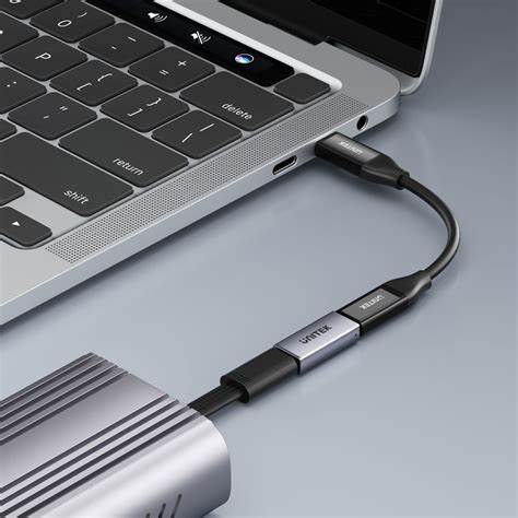 Unitek A1040gy - 240W 8K 60Hz USB4.0 90° L-shape Angled Adapter — view 3
