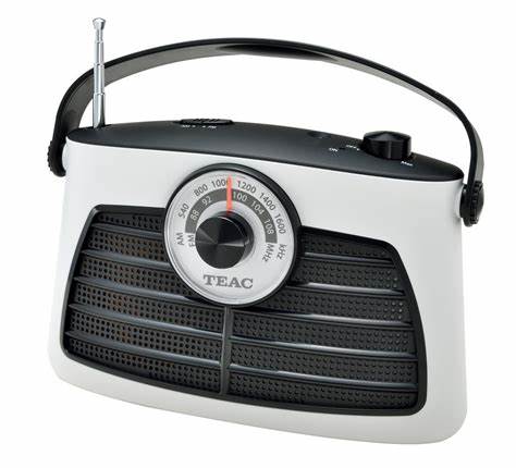 TEAC PR-300W Portable Radio with AUX-In Jack — view 3