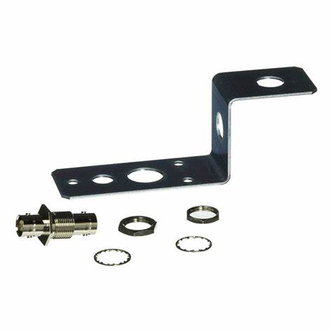 SHURE UA505 Remote Antenna Mounting Bracket Kit — view 2