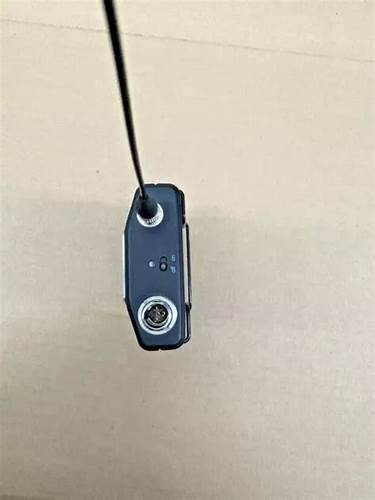 SHURE AD1-G56 Wireless Bodypack Transmitter — view 6