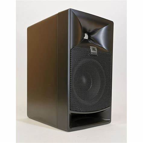 JBL LSR705I 5-inch Master Reference Monitor — view 6