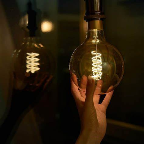 Shelly - Vintage G125 (E27) Dimmable Smart Bulb (EOL) — view 4