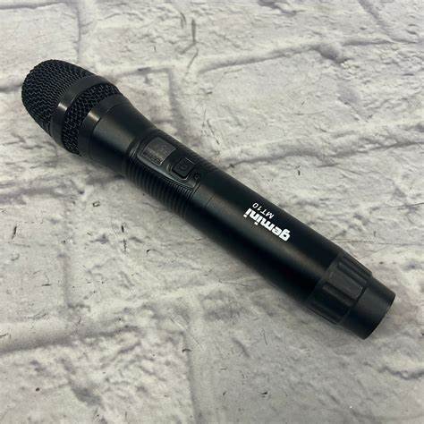 Gemini GMU M100 - UHF Wireless Microphone System with USB Rechargeable Batteries — view 2