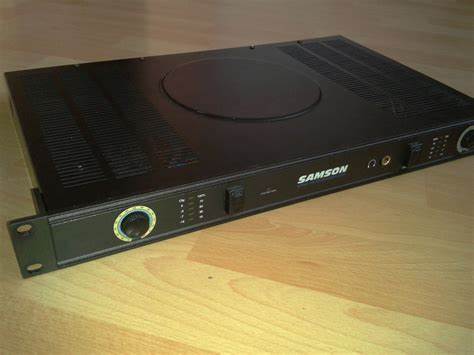 Samson SERVO 120A Reference Class 1U Amplifier, 2 x 60W at 4 Ohms, 120W at 8 Ohms — view 7