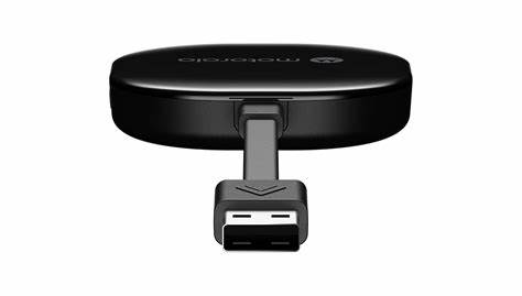 Motorola MA1 Wireless Car Adapter For Android Auto — view 2
