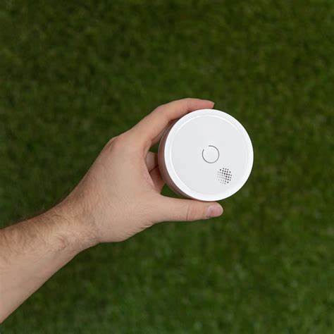 Shelly - Plus Smoke Alarm Is A Wire-Free Battery Operated Smart Photoelectric Smoke Alarm — view 2