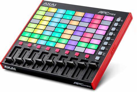 Akai Professional APC 64 - Ableton Live Controller with Full Colour LCD Mini Screen — view 5