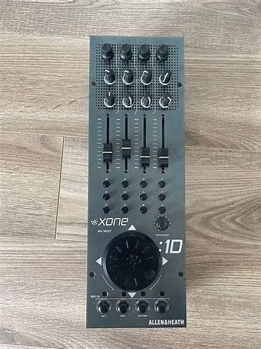 Allen Heath Xone XONE K3 - DJ MIDI Controller — view 3