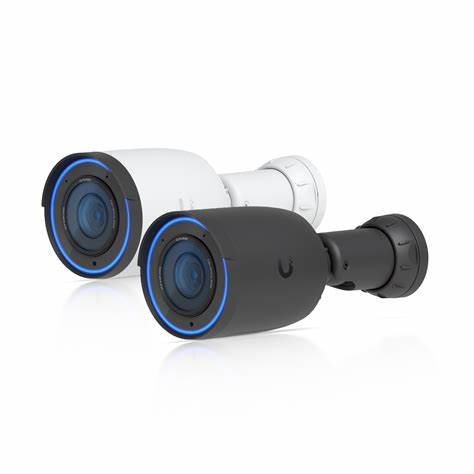 Ubiquiti UniFi Protect G6 Pro Bullet 8MP Black IP Camera | UVC-G6-Pro-Bullet-B — view 2