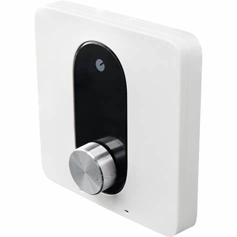 Shelly LinkedGo Smart Floor Heating Thermostat — view 5