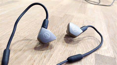 Audio-Technica ATH-LS70IS In-Ear Headphones — view 4