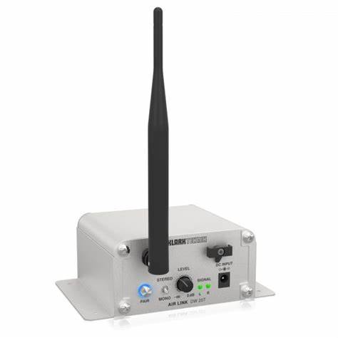 Klark Teknik DW-20T 2.4 GHz Wireless Stereo Transmitter — view 3