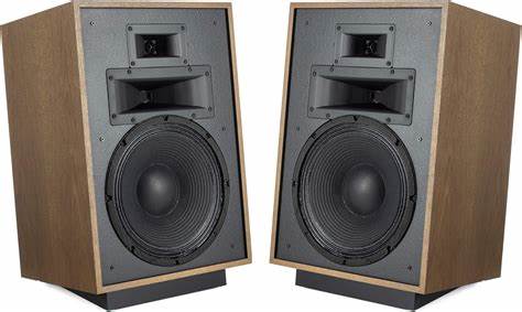 Klipsch Heritage Heresy IV Distressed Oak Floorstanding Speaker Pair — view 6