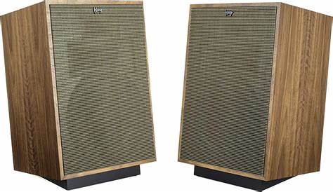 Klipsch Heritage Heresy IV American Walnut Floorstanding Speaker Pair — view 4