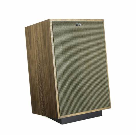 Klipsch Heritage Heresy IV American Walnut Floorstanding Speaker Pair — view 3