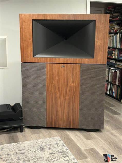 Klipsch Heritage Jubilee American Walnut Floorstanding Speaker — view 5