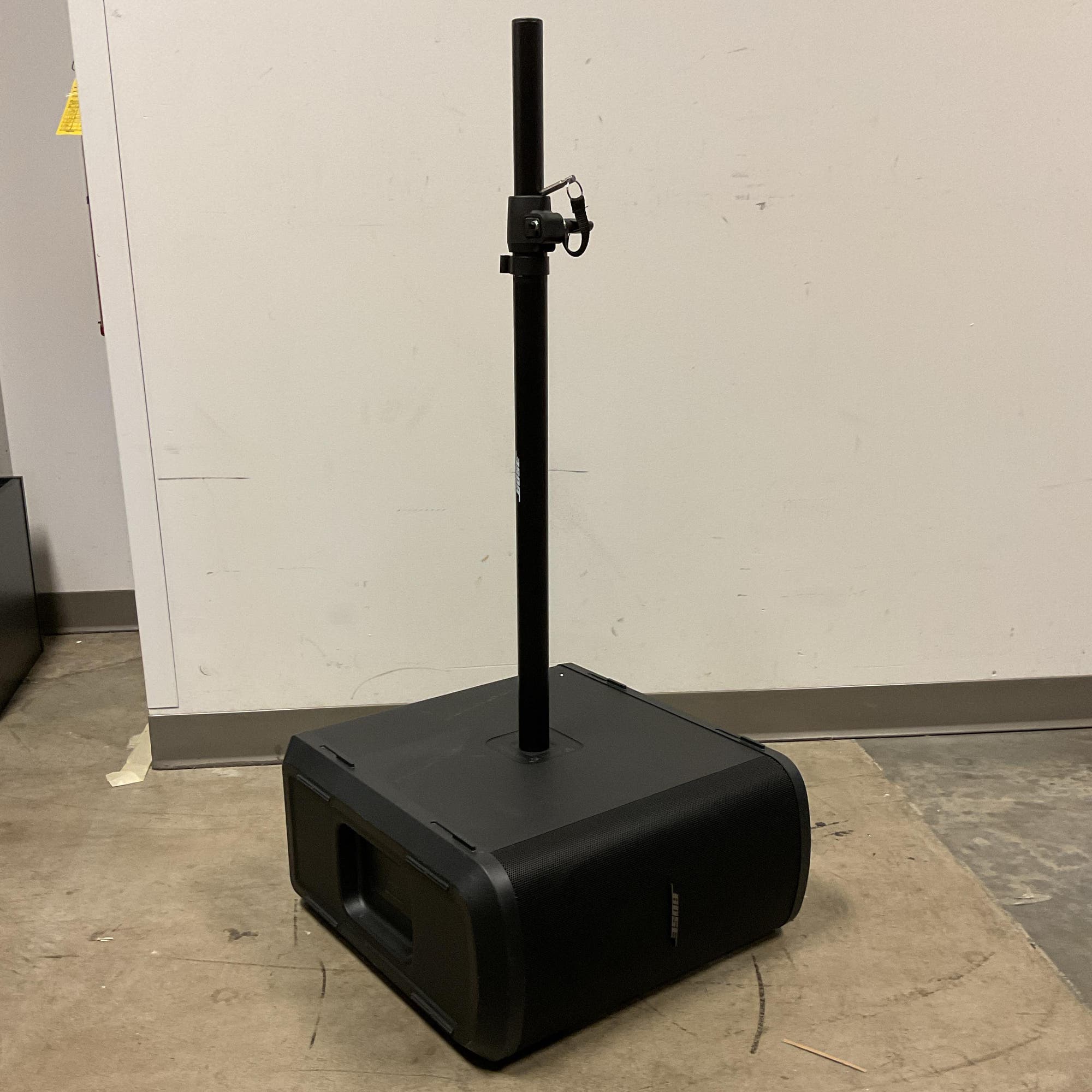 Bose - Sub 1 Active Slimline Subwoofer