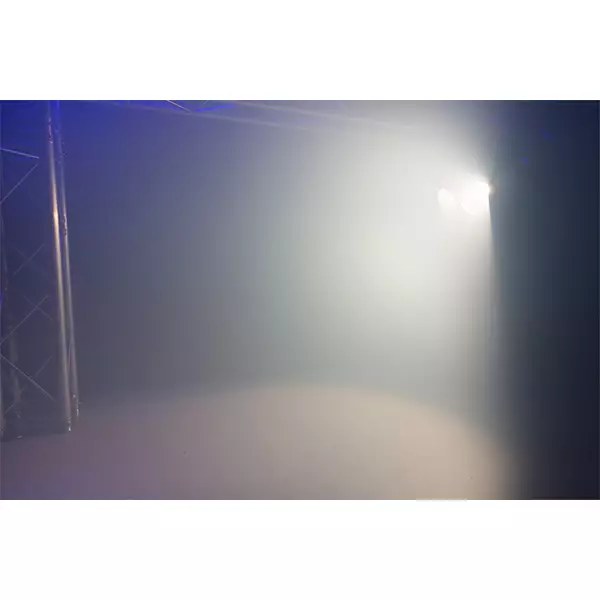 BeamZPro BTF200Z LED Fresnel Zoom IP20 1x 200W WW — view 2
