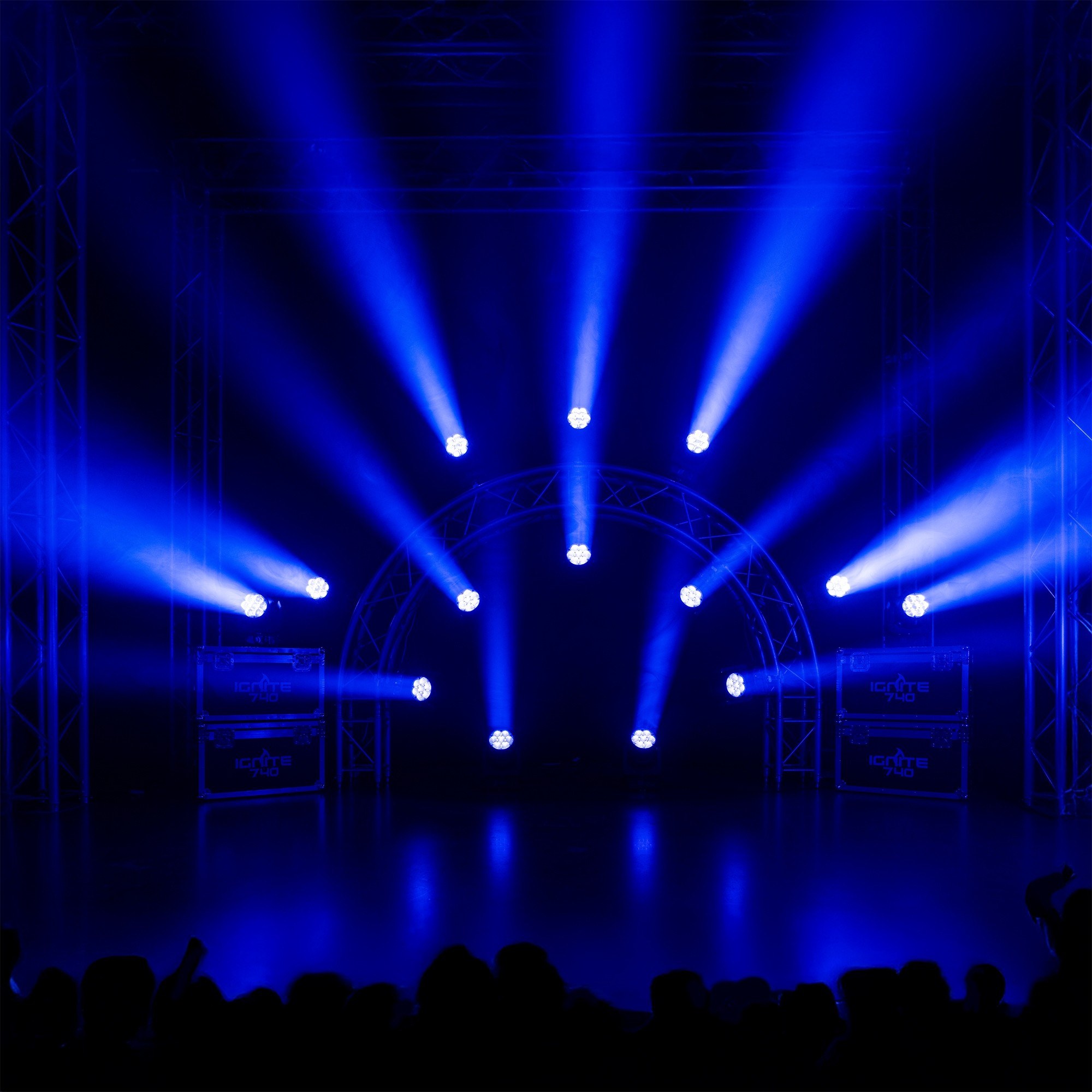 BeamZPro IGNITE740 LED Moving Head Wash Zoom 7x 40W RGBW — view 6