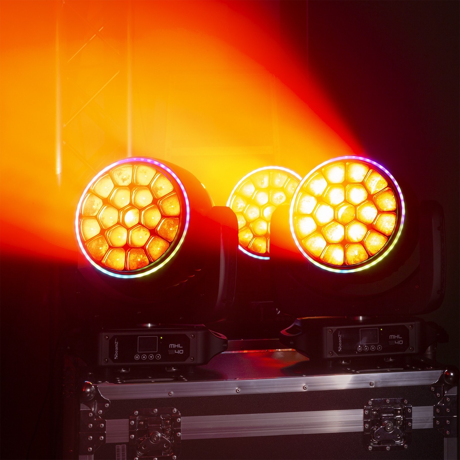 BeamZPro MHL1940 LED Moving Head Bee Eye Zoom 19x 40W RGBW [2 in a Flightcase] — view 10